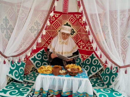 "Әжемнің ертегісі"